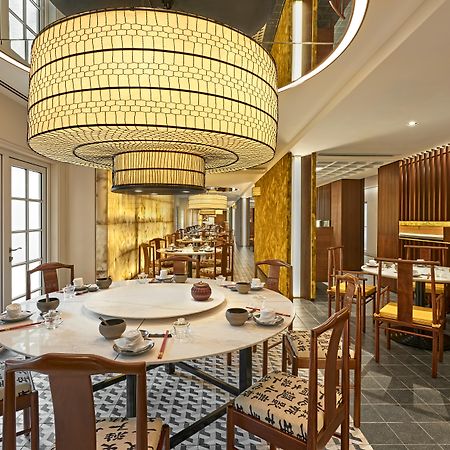 굿우드 파크 호텔 싱가포르 외부 사진 Interior of the restaurant
